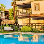 Ξενοδοχείο Faros Bodrum - Special Category 4*