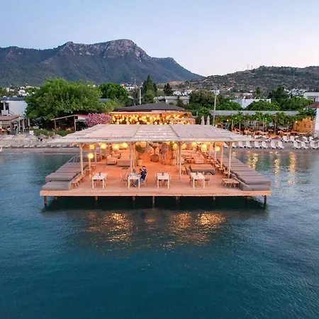מלון Faros Bodrum - Special Category 4*