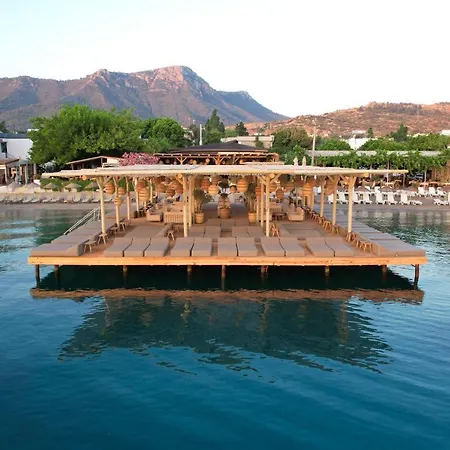 Faros Bodrum - Special Category 호텔 골터크부쿠