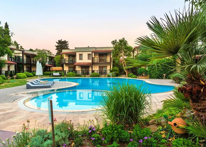 Faros Bodrum - Special Category 4* 古托克布库