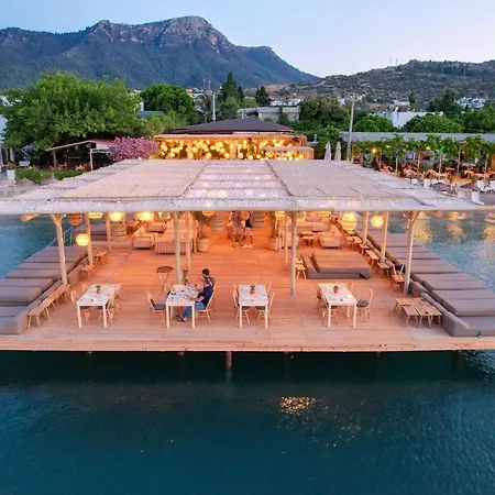 호텔 Faros Bodrum - Special Category 4*